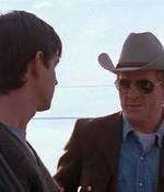 ROSWELL_-_E1X01_PILOT_141.jpg