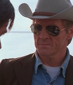 ROSWELL_-_E1X01_PILOT_149.jpg