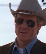 ROSWELL_-_E1X01_PILOT_158.jpg