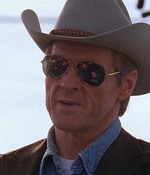 ROSWELL_-_E1X01_PILOT_160.jpg