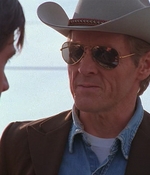 ROSWELL_-_E1X01_PILOT_166.jpg