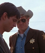 ROSWELL_-_E1X01_PILOT_172.jpg