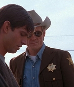 ROSWELL_-_E1X01_PILOT_173.jpg