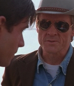 ROSWELL_-_E1X01_PILOT_178.jpg