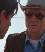 ROSWELL_-_E1X01_PILOT_179.jpg