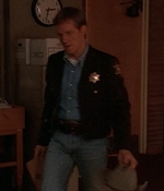 ROSWELL_-_E1X01_PILOT_195.jpg