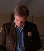 ROSWELL_-_E1X01_PILOT_199.jpg