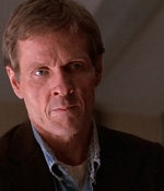 ROSWELL_-_E1X01_PILOT_204.jpg