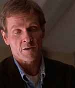 ROSWELL_-_E1X01_PILOT_210.jpg