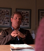 ROSWELL_-_E1X01_PILOT_219.jpg