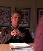 ROSWELL_-_E1X01_PILOT_223.jpg