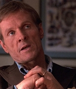 ROSWELL_-_E1X01_PILOT_268.jpg