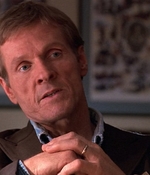ROSWELL_-_E1X01_PILOT_270.jpg