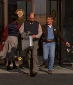 ROSWELL_-_E1X01_PILOT_319.jpg