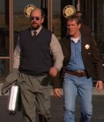 ROSWELL_-_E1X01_PILOT_336.jpg
