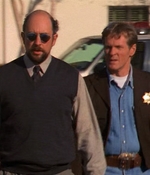 ROSWELL_-_E1X01_PILOT_348.jpg