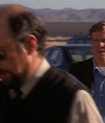 ROSWELL_-_E1X01_PILOT_353.jpg