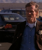 ROSWELL_-_E1X01_PILOT_361.jpg