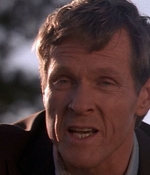 ROSWELL_-_E1X01_PILOT_377.jpg
