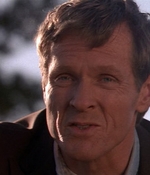 ROSWELL_-_E1X01_PILOT_378.jpg