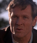 ROSWELL_-_E1X01_PILOT_384.jpg