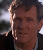 ROSWELL_-_E1X01_PILOT_385.jpg