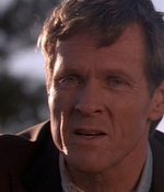 ROSWELL_-_E1X01_PILOT_394.jpg