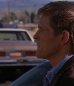 ROSWELL_-_E1X01_PILOT_413.jpg
