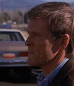 ROSWELL_-_E1X01_PILOT_415.jpg