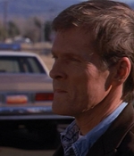 ROSWELL_-_E1X01_PILOT_417.jpg