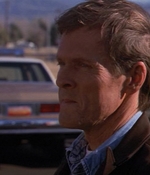 ROSWELL_-_E1X01_PILOT_418.jpg
