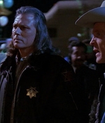 ROSWELL_-_E1X01_PILOT_422.jpg
