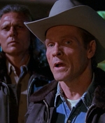 ROSWELL_-_E1X01_PILOT_439.jpg