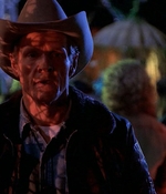 ROSWELL_-_E1X01_PILOT_449.jpg