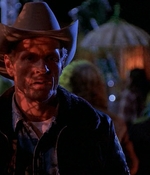 ROSWELL_-_E1X01_PILOT_459.jpg