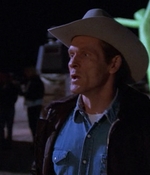 ROSWELL_-_E1X01_PILOT_514.jpg