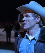 ROSWELL_-_E1X01_PILOT_515.jpg