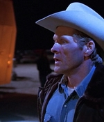ROSWELL_-_E1X01_PILOT_517.jpg