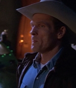 ROSWELL_-_E1X01_PILOT_519.jpg