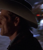 ROSWELL_-_E1X01_PILOT_522.jpg