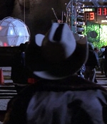 ROSWELL_-_E1X01_PILOT_536.jpg