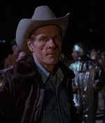ROSWELL_-_E1X01_PILOT_557.jpg