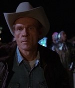 ROSWELL_-_E1X01_PILOT_560.jpg