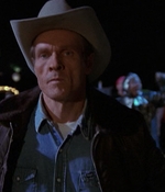 ROSWELL_-_E1X01_PILOT_563.jpg