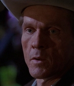 ROSWELL_-_E1X01_PILOT_579.jpg