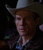 ROSWELL_-_E1X01_PILOT_597.jpg