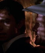 ROSWELL_-_E1X01_PILOT_619.jpg