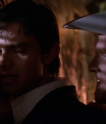 ROSWELL_-_E1X01_PILOT_626.jpg