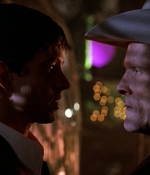 ROSWELL_-_E1X01_PILOT_656.jpg
