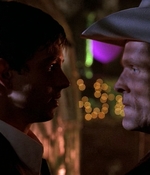 ROSWELL_-_E1X01_PILOT_662.jpg